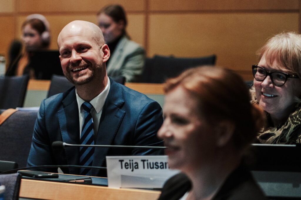 Kuva
Varhan aluevaltuuston kokouksesta.